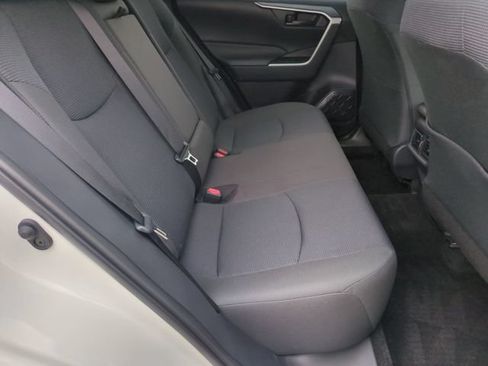 Used 2025 Toyota RAV4 LE AWD/4WD image 17