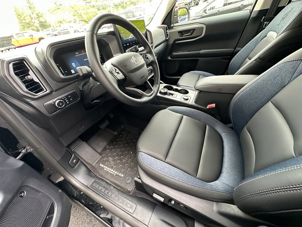 New 2026 Ford Bronco Sport Outer Banks w/ Outer Banks Tech Package+ AWD/4WD image 17