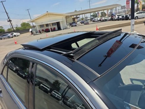 Used 2015 Mercedes-Benz E 350 Sedan w/ Premium 1 Package image 42