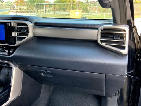 Certified 2025 Toyota Sequoia SR5 image 17