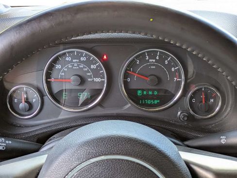 Used 2018 Jeep Wrangler Unlimited Sport AWD/4WD image 22