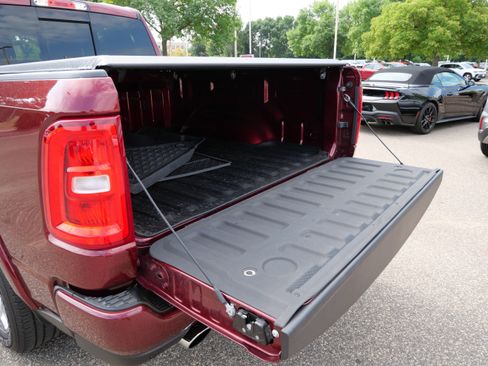 Used 2025 RAM 1500 Big Horn AWD/4WD image 19
