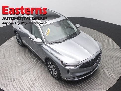 Used 2023 Acura MDX w/ Technology Package AWD/4WD image 3