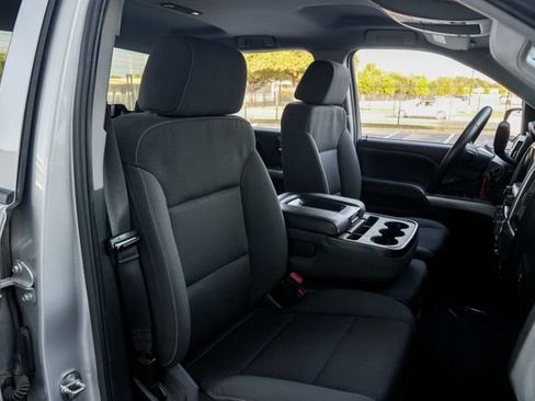 Used 2018 Chevrolet Silverado 1500 LT w/ All Star Edition AWD/4WD image 33