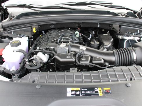 New 2025 Jeep Grand Cherokee L Limited w/ Black Appearance Package image 47