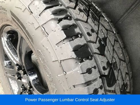 Used 2022 GMC Acadia AT4 w/ Technology Package image 13