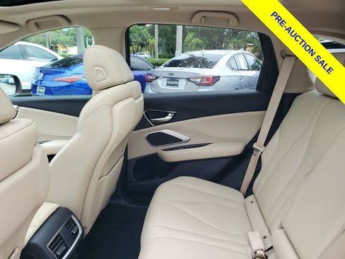 Used 2024 Acura RDX SH-AWD image 12