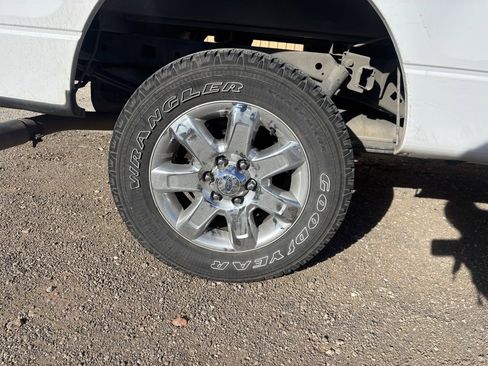 Used 2014 Ford F150 XLT w/ Equipment Group 302A Luxury image 9