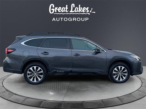 Used 2023 Subaru Outback Limited image 6