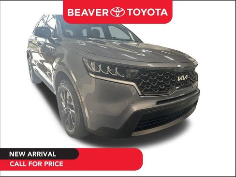 Used 2022 Kia Sorento S AWD/4WD image 1