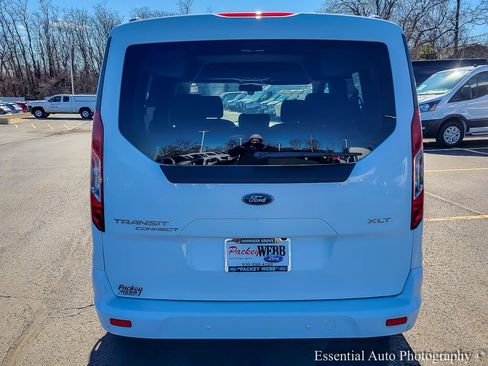 Used 2017 Ford Transit Connect XLT image 7