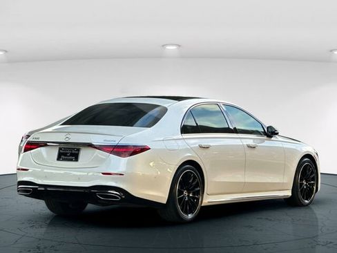 Certified 2023 Mercedes-Benz S 500 4MATIC image 7