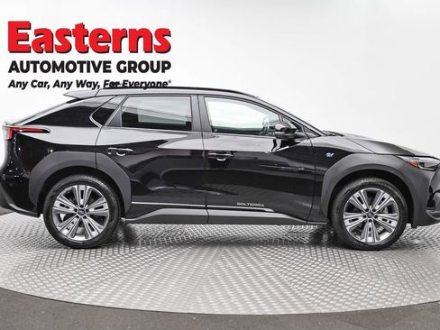 Used 2023 Subaru Solterra AWD image 4