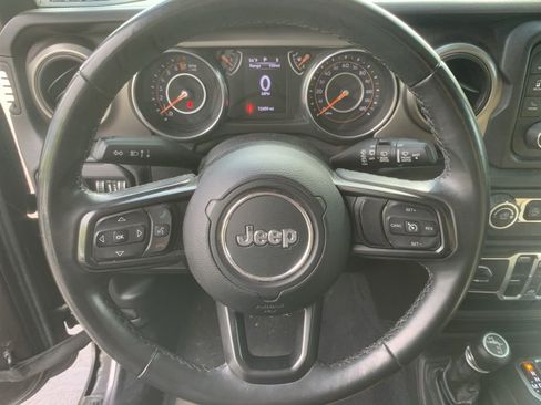 Used 2018 Jeep Wrangler Unlimited Sport S image 11