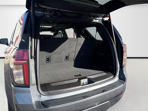 Used 2022 Chevrolet Tahoe RST w/ Luxury Package image 28