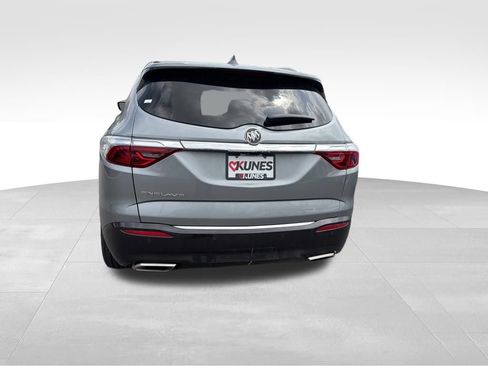 Used 2024 Buick Enclave Premium FWD image 9
