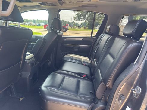 Used 2009 Nissan Armada SE w/ Premium Pkg AWD/4WD image 12