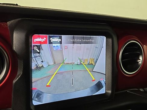 Used 2020 Jeep Gladiator Rubicon AWD/4WD image 19