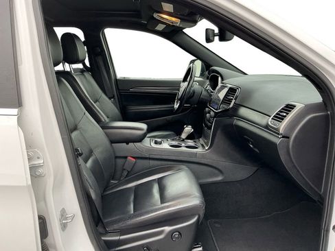 Used 2020 Jeep Grand Cherokee Limited image 22