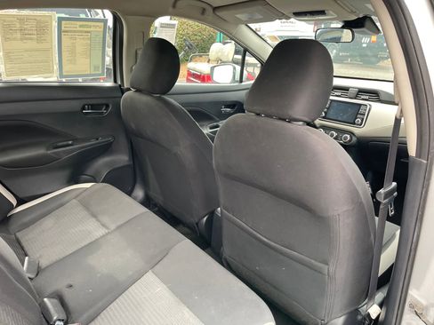 Used 2021 Nissan Versa SV image 24