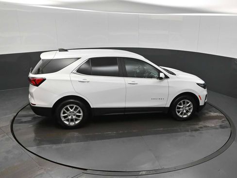Used 2023 Chevrolet Equinox LT image 17