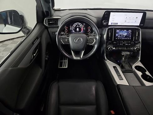 Used 2022 Lexus LX 600 F Sport image 13