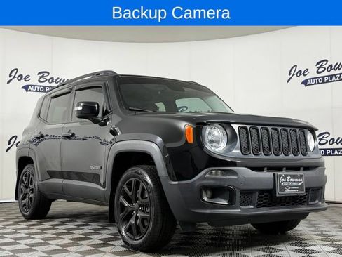Used 2017 Jeep Renegade Altitude AWD/4WD image 5