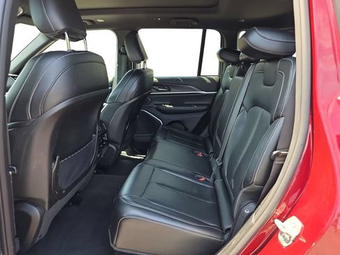 Used 2024 Jeep Grand Cherokee Limited 4xe AWD/4WD image 14