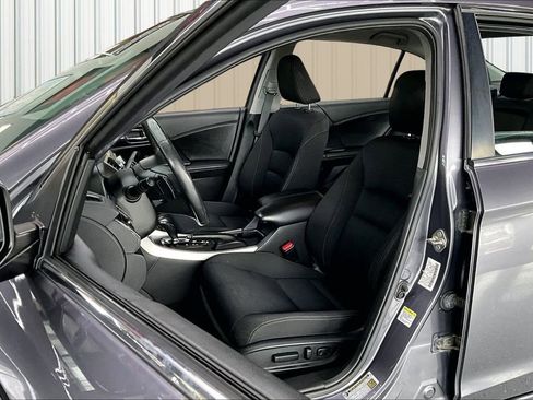 Used 2015 Honda Accord Sport image 20