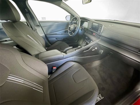 New 2025 Hyundai Elantra Sport image 26