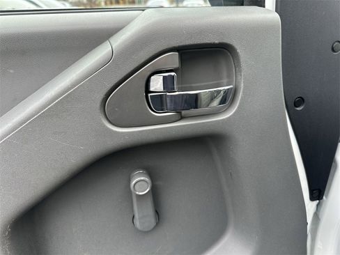 Used 2019 Nissan Frontier S image 13