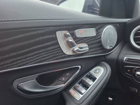Used 2015 Mercedes-Benz C 300 Sedan image 19