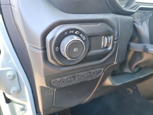 Used 2024 Jeep Wrangler Unlimited Rubicon AWD/4WD image 20
