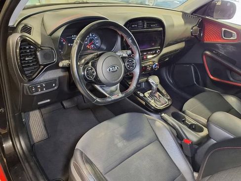 Used 2020 Kia Soul GT-Line Turbo FWD image 4