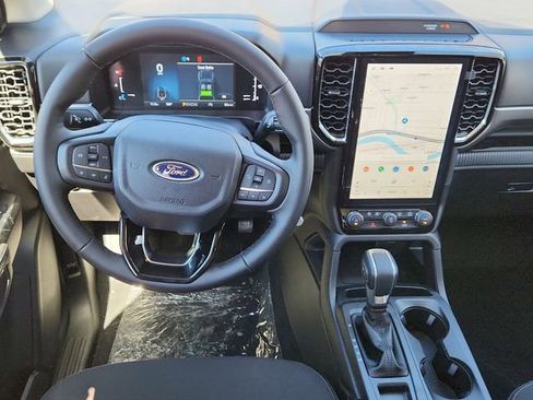 New 2025 Ford Ranger XLT w/ Equipment Group 301A High AWD/4WD image 11