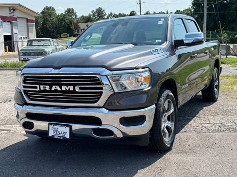 Used 2024 RAM 1500 Laramie AWD/4WD image 10