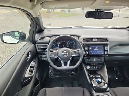 Used 2023 Nissan Leaf SV Plus FWD image 10