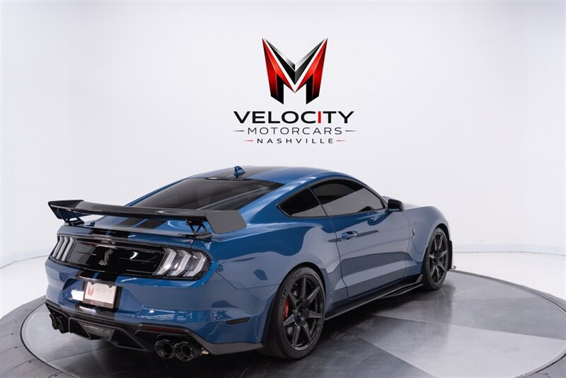 Used 2021 Ford Mustang Shelby GT500 w/ Carbon Fiber Track Pack RWD image 14