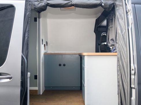 Used 2022 Mercedes-Benz Sprinter 2500 image 23