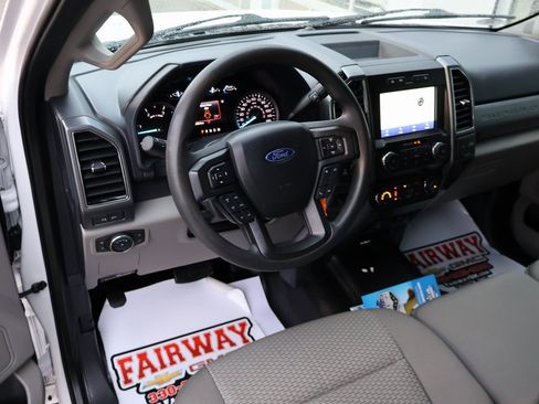 Used 2022 Ford F350 XLT w/ XLT Premium Package image 25