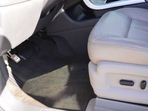 Used 2013 Ford Edge SEL image 13