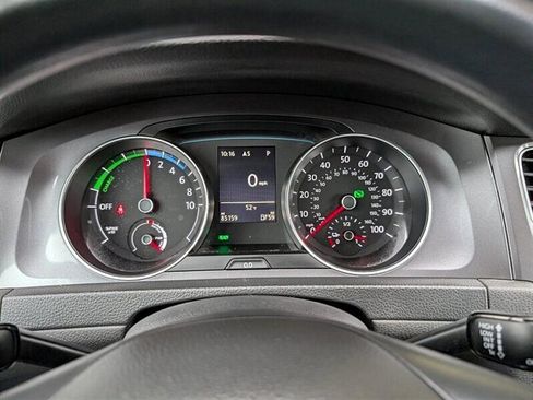 Used 2015 Volkswagen e-Golf Limited Edition image 20