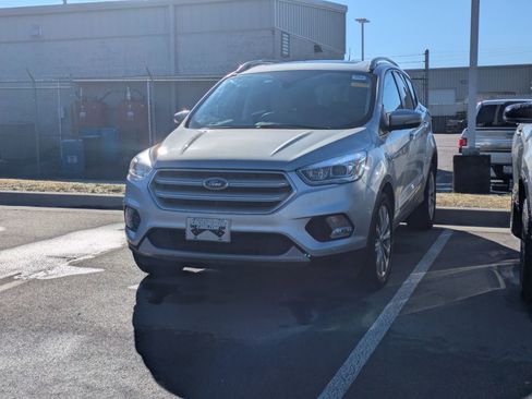 Certified 2018 Ford Escape Titanium image 4