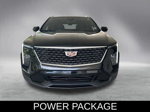 Used 2025 Cadillac XT4 Premium Luxury FWD image 15
