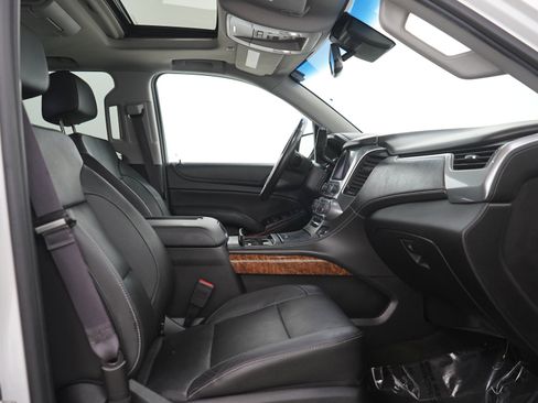 Used 2017 Chevrolet Tahoe Premier AWD/4WD image 11