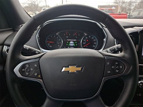 Certified 2023 Chevrolet Traverse LT w/ LT Premium Package image 20