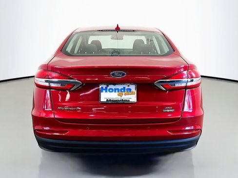 Used 2020 Ford Fusion SE image 8