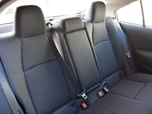 Used 2024 Toyota Corolla LE FWD image 20