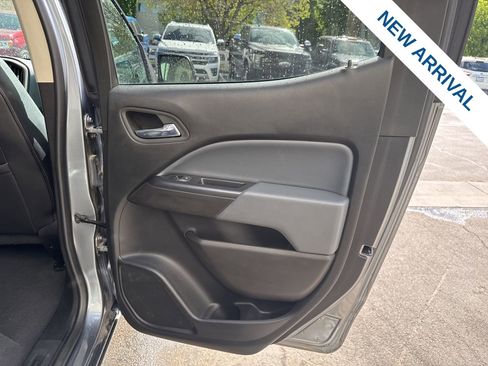 Used 2022 Chevrolet Colorado Z71 image 11