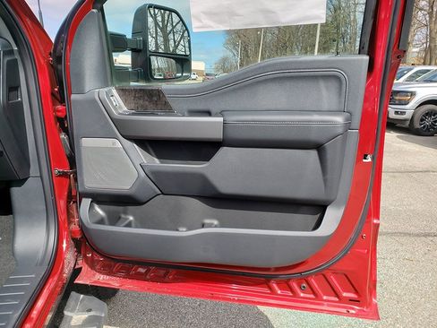 New 2025 Ford F250 Lariat w/ Lariat Ultimate Package image 19